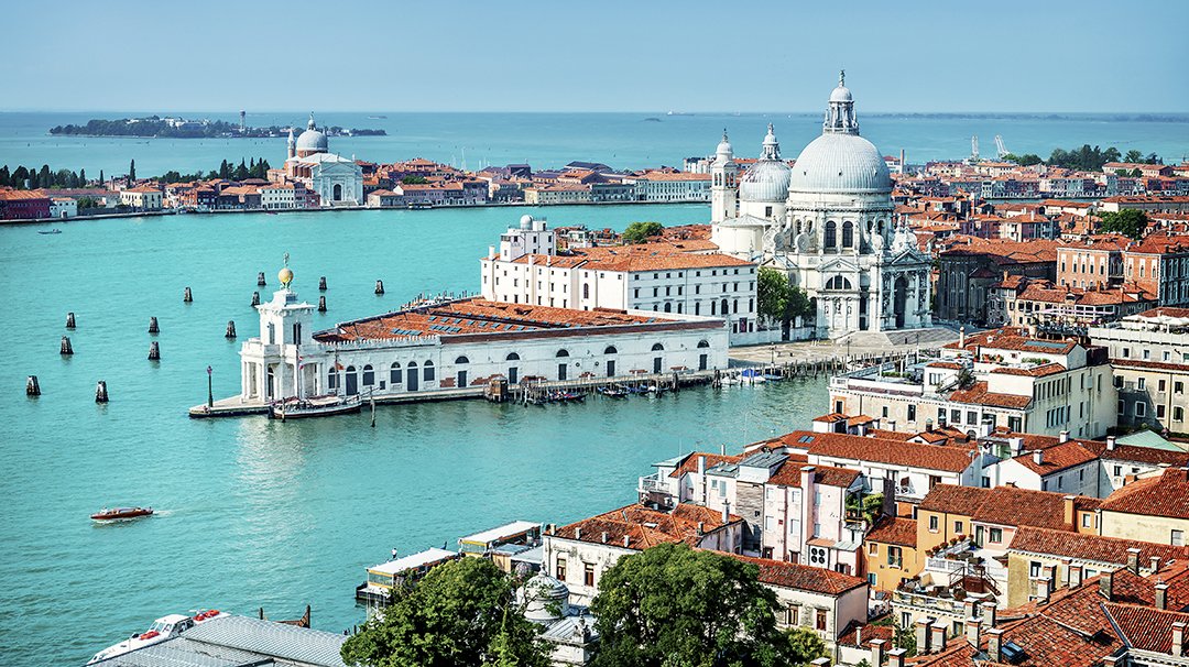 Blick auf die Basilika und die Kanäle von Venedig | MSC Kreuzfahrten Blick auf die Basilika und die Kanäle von Venedig | MSC Kreuzfahrten