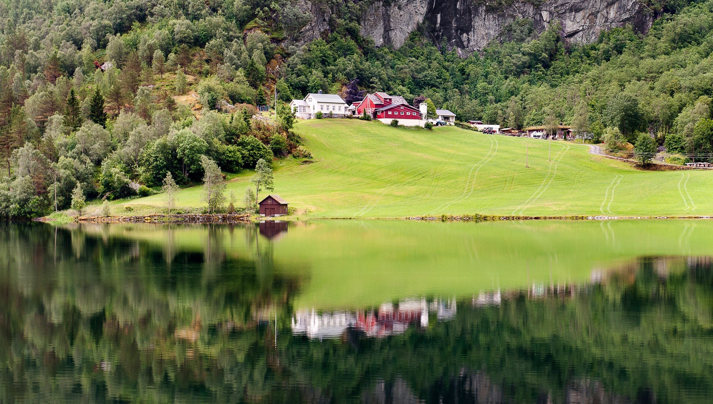 Cruise to Geirangerfjord, Norway| MSC Cruises Cruise to Geirangerfjord, Norway| MSC Cruises